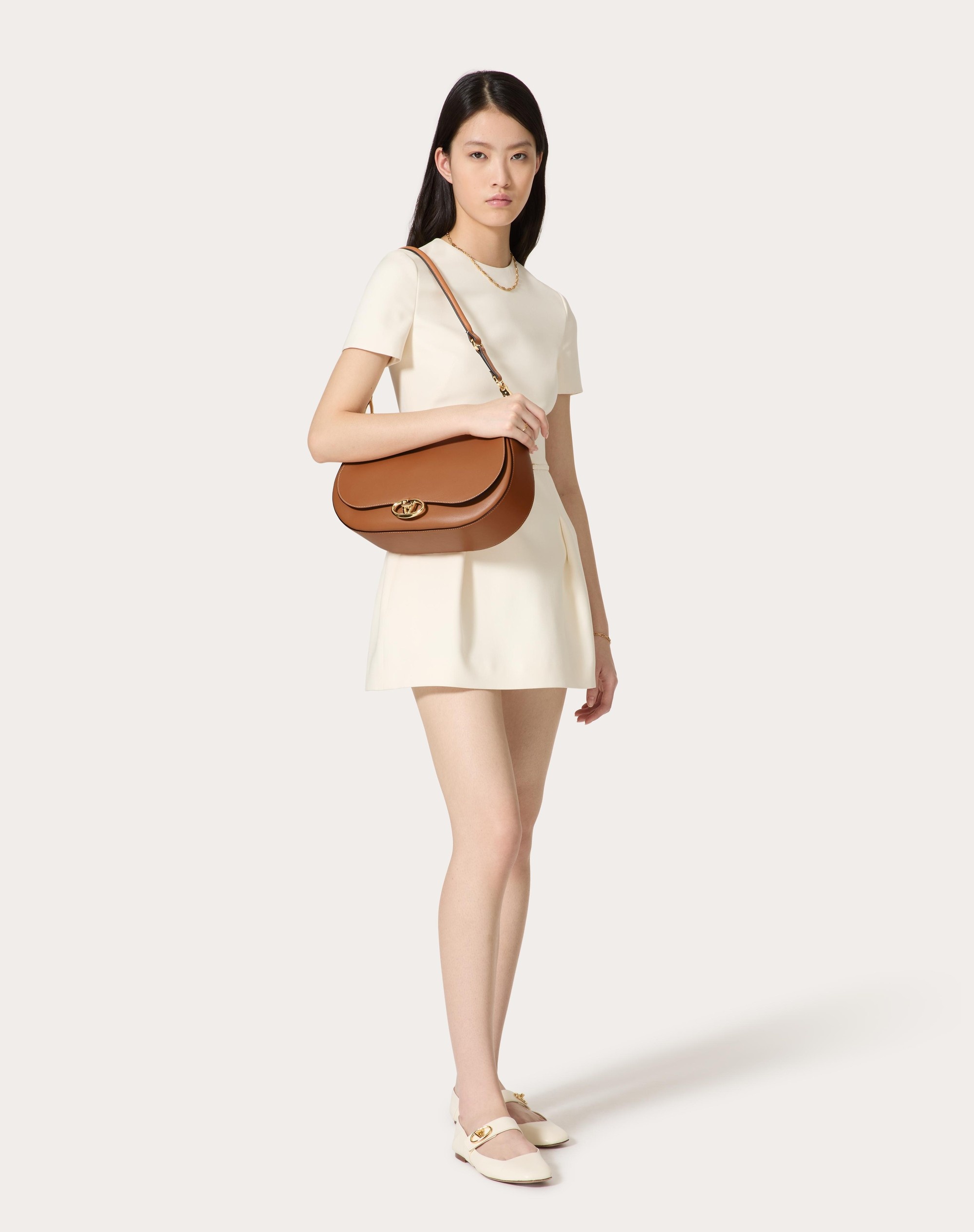 VALENTINO GARAVANI OHVAL MEDIUM SHOULDER BAG IN NAPPA CALFSKIN - 2