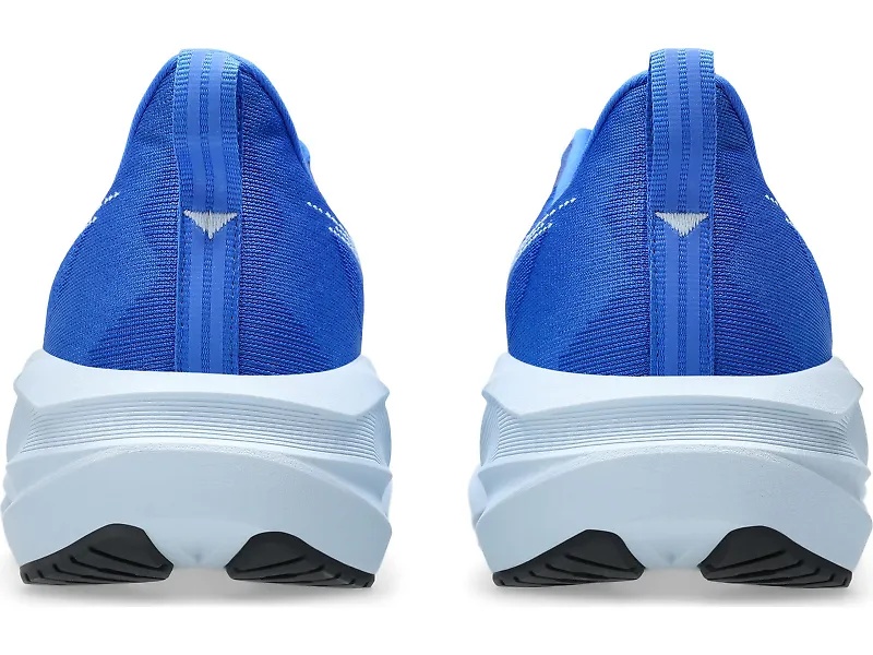 ASICS Novablast 5 - 5