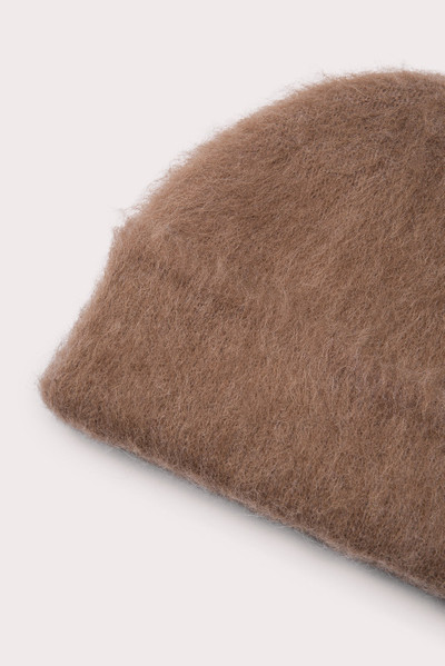 BY FAR SOLID BRUSHED HAT CAMEL ALPACA outlook