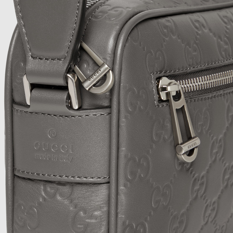 GG Emblem small crossbody bag 4
