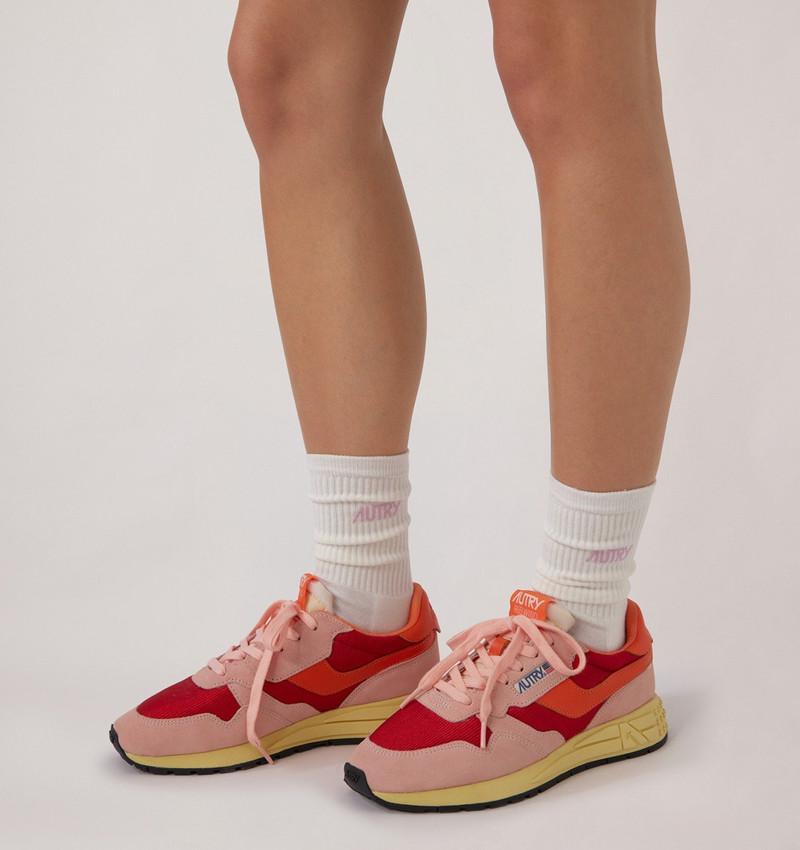 AUTRY REELWIND LOW SNEAKERS IN BLOSSOM AND MOLTEN LAVA SUEDE AND MESH outlook