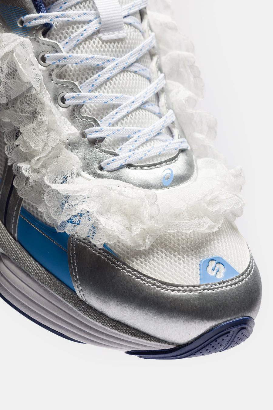 Shushu/Tong Gel-Kinetic Fluent Sneaker in White/Dive Blue - 6