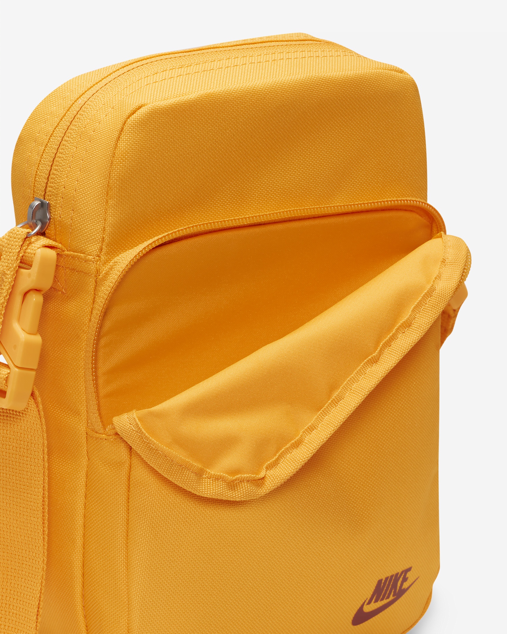 Nike Heritage Crossbody Bag (4L) - 6