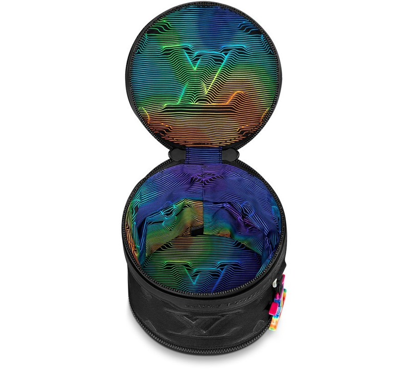 Louis Vuitton 2054 Expandable Polochon 4