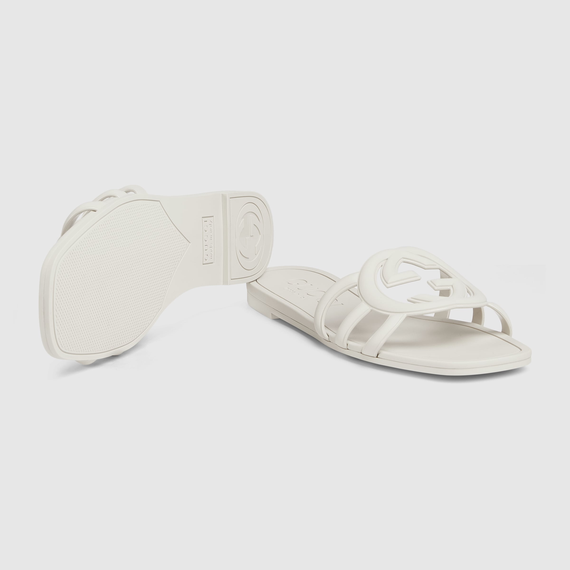 Women's Interlocking G slide sandal - 6