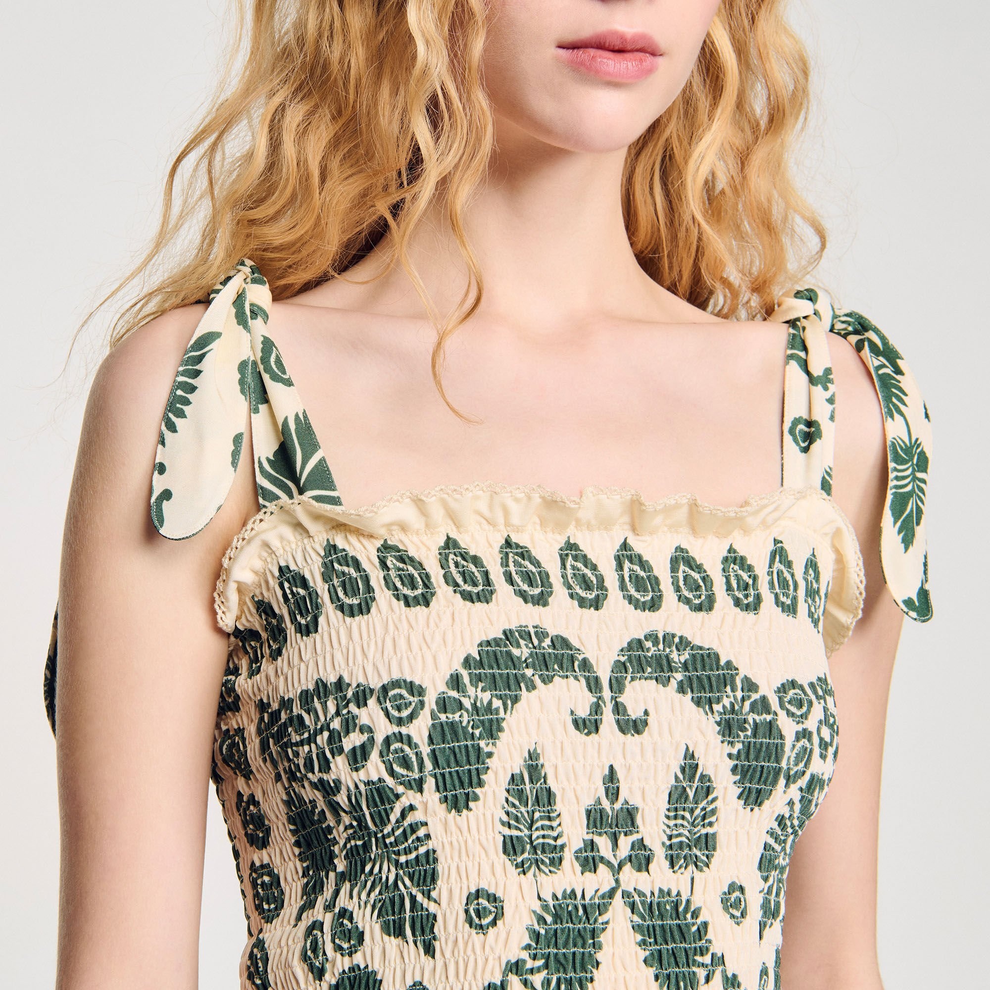 FLORAL MOTIF SMOCKED TOP - 3