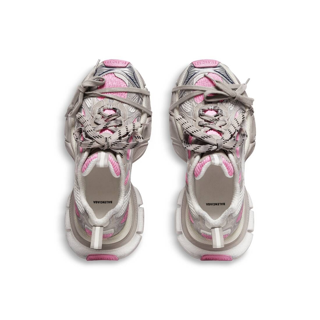 Women's 3xl Sneaker  in White/black - 6