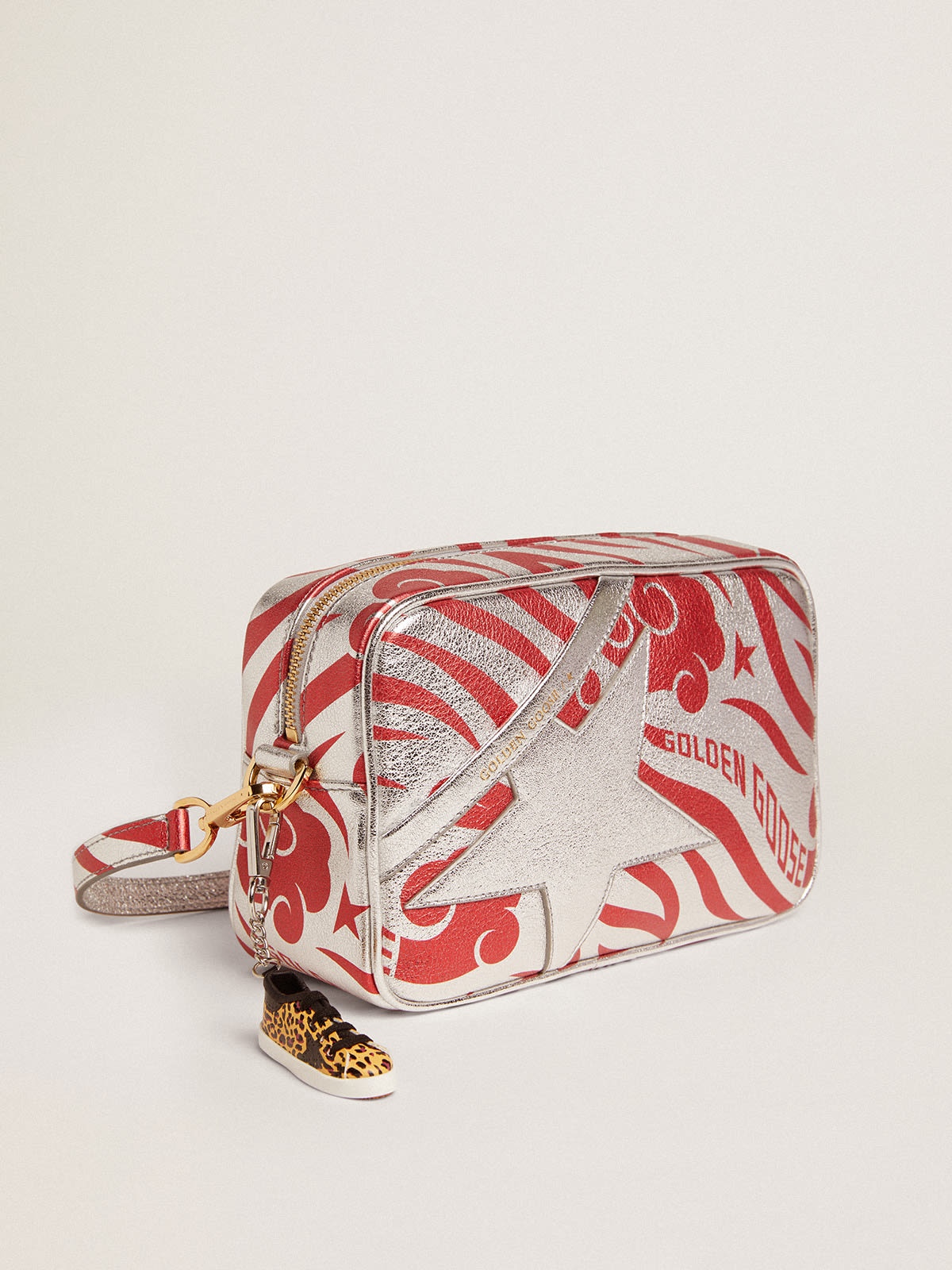 Star Bag in silver-colored laminated leather with tone-on-tone star and red tiger-striped CNY print - 5