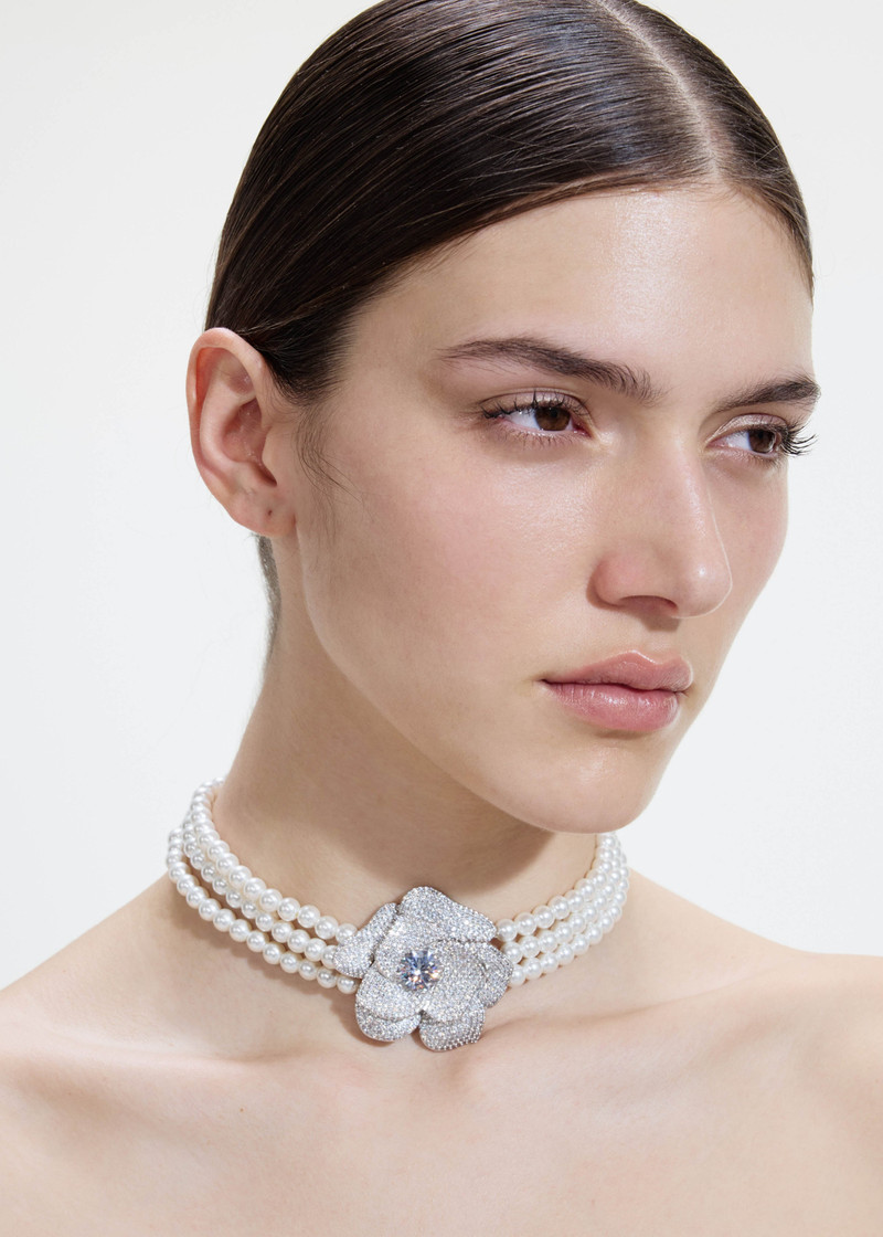 Crystal Flower Pearl Choker 3