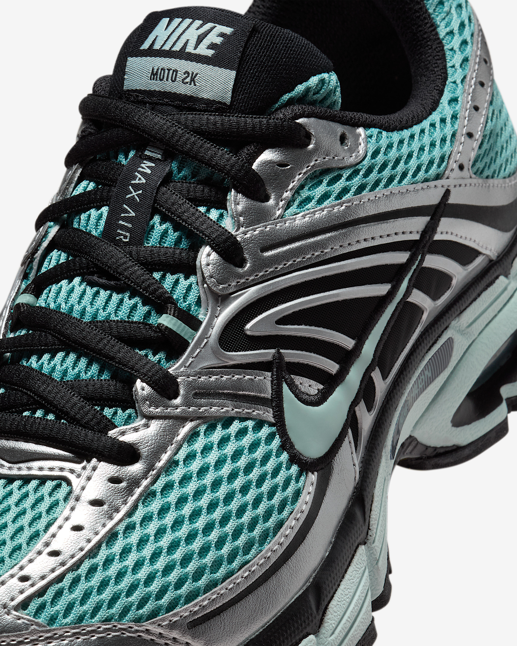 Nike Air Max Moto 2K Women's Shoes - 7