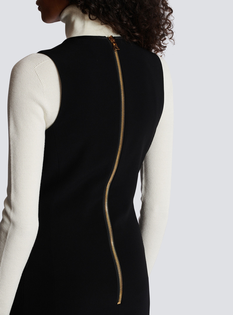 Sleeveless crepe dress 6