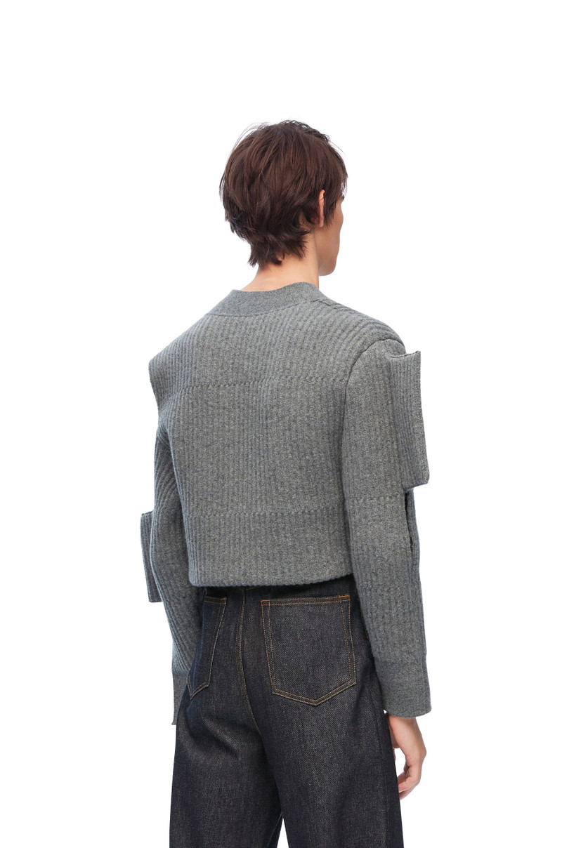 Distorted cardigan in cashmere 4