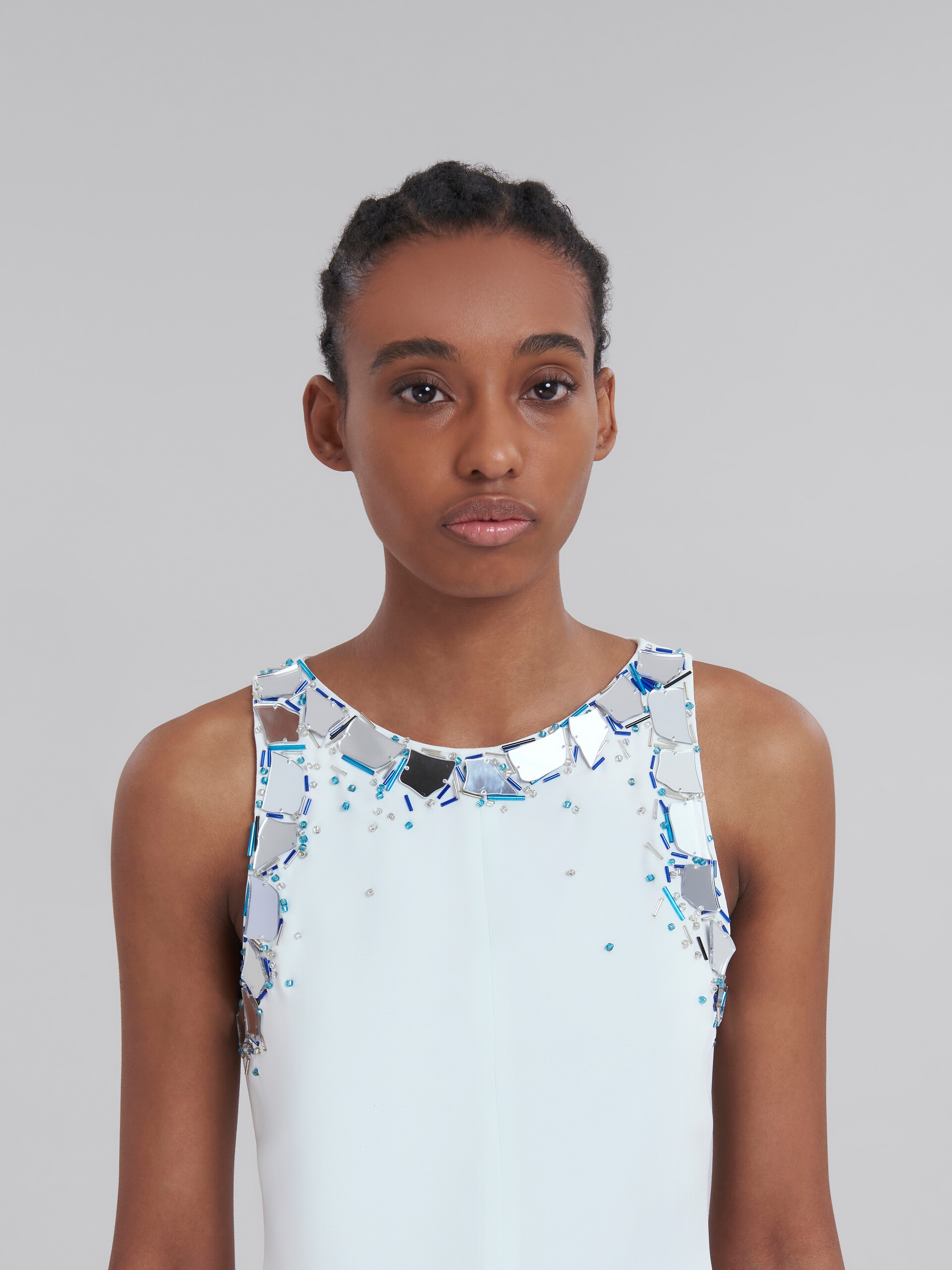 WHITE STRETCH CADY TOP WITH BEADED NECKLINE - 4