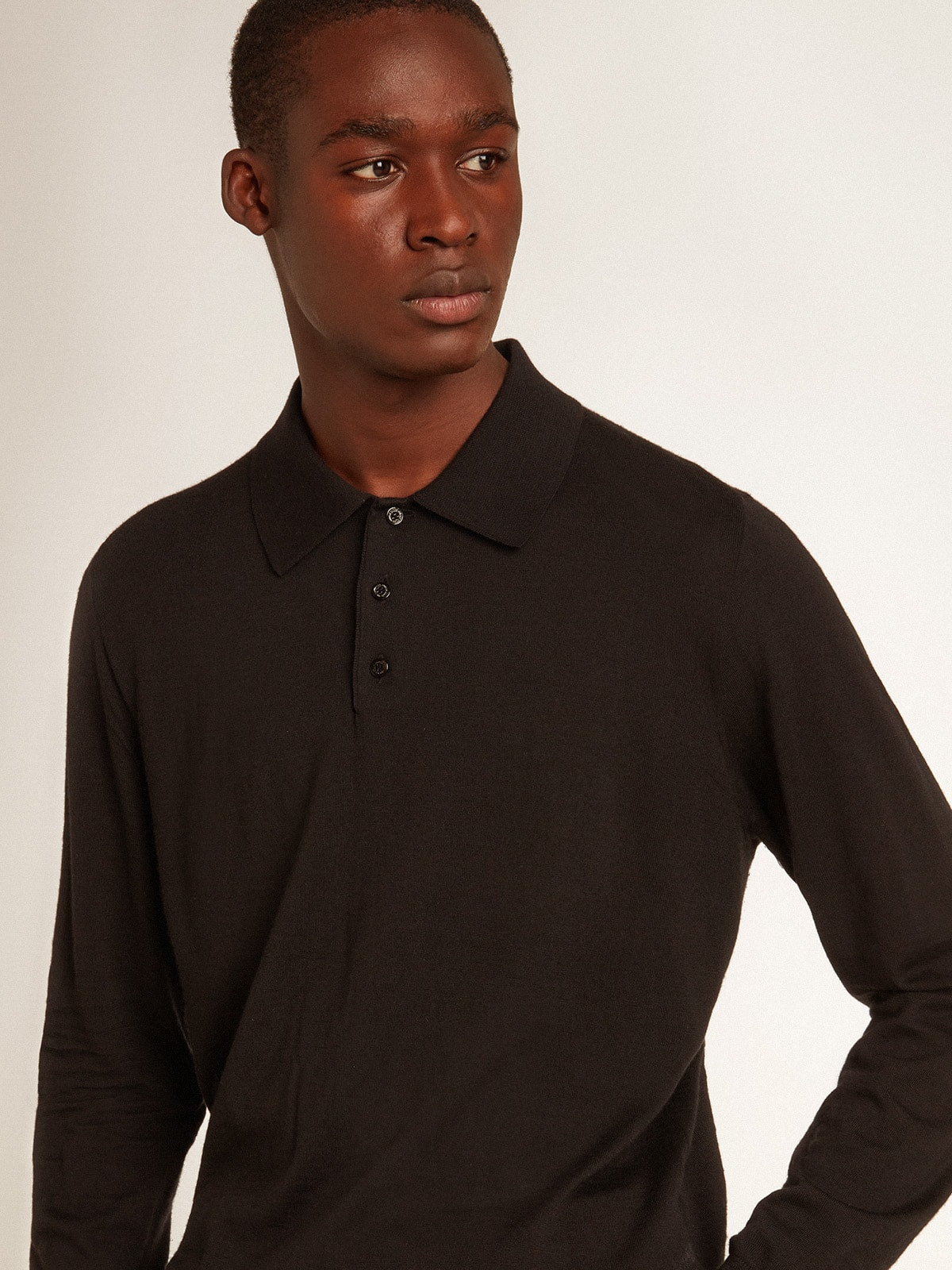 Men’s long-sleeved polo shirt in black merino wool - 2