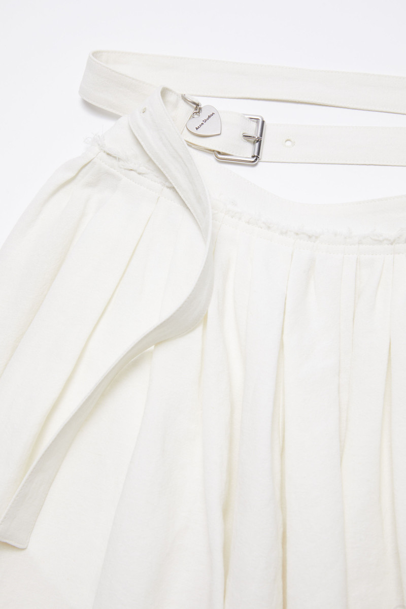 Asymmetric pleated skirt - Warm white 6