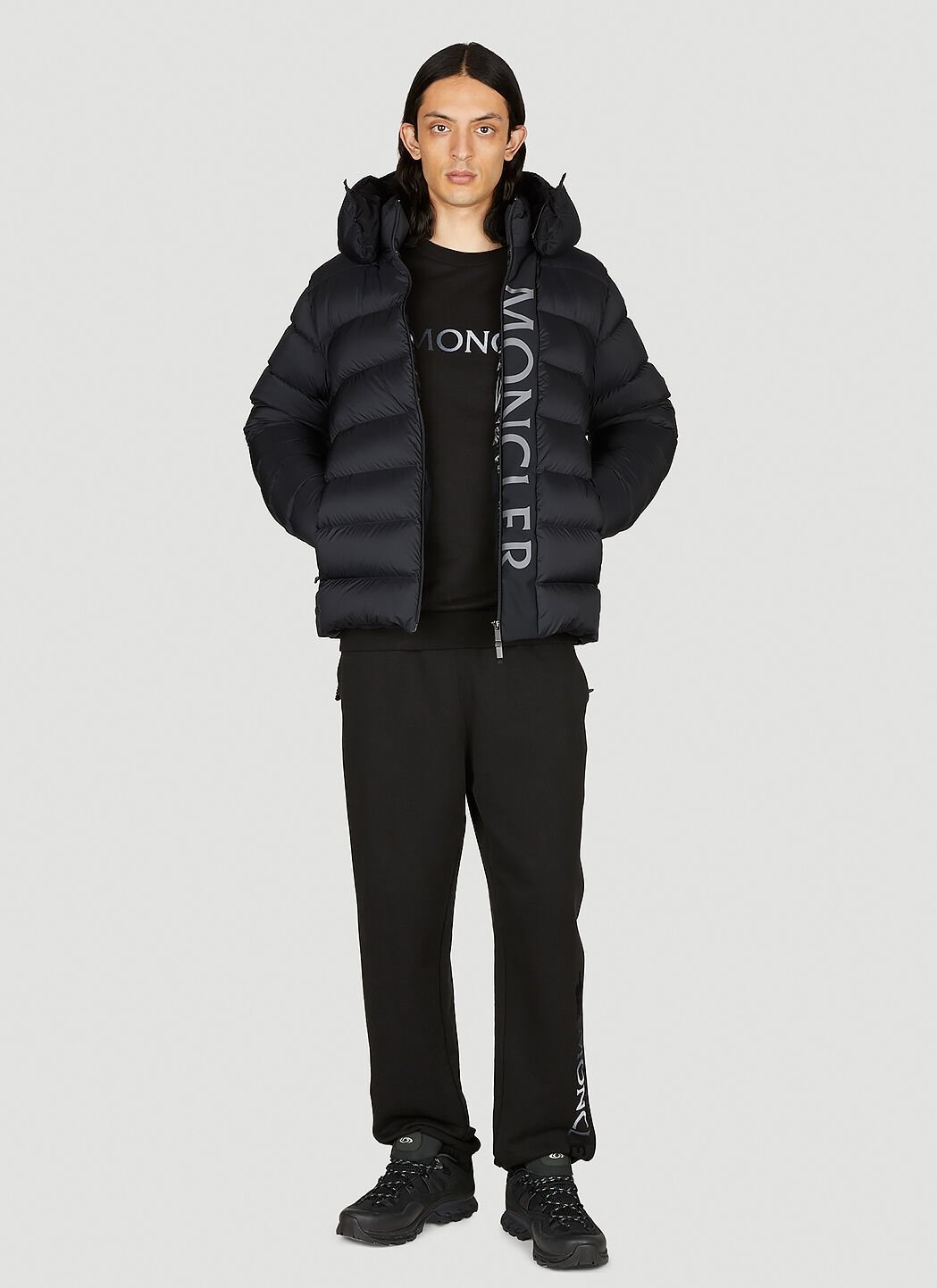 MONCLER｜TRAINING PANTS (8H00003 809KR 999) Moncler Jogging Pants Stripe Track Nylon Jogger Pantalone 52