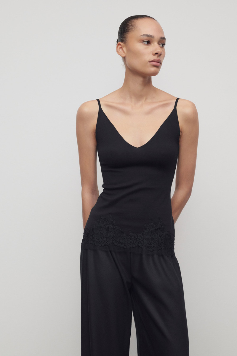 Makka Top in Silk 3