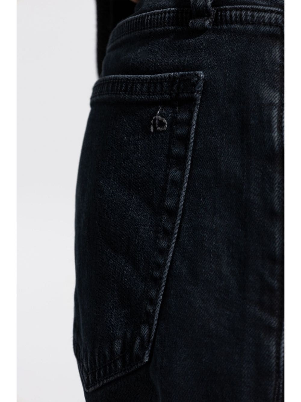 Fit 3 straight-leg jeans - 5