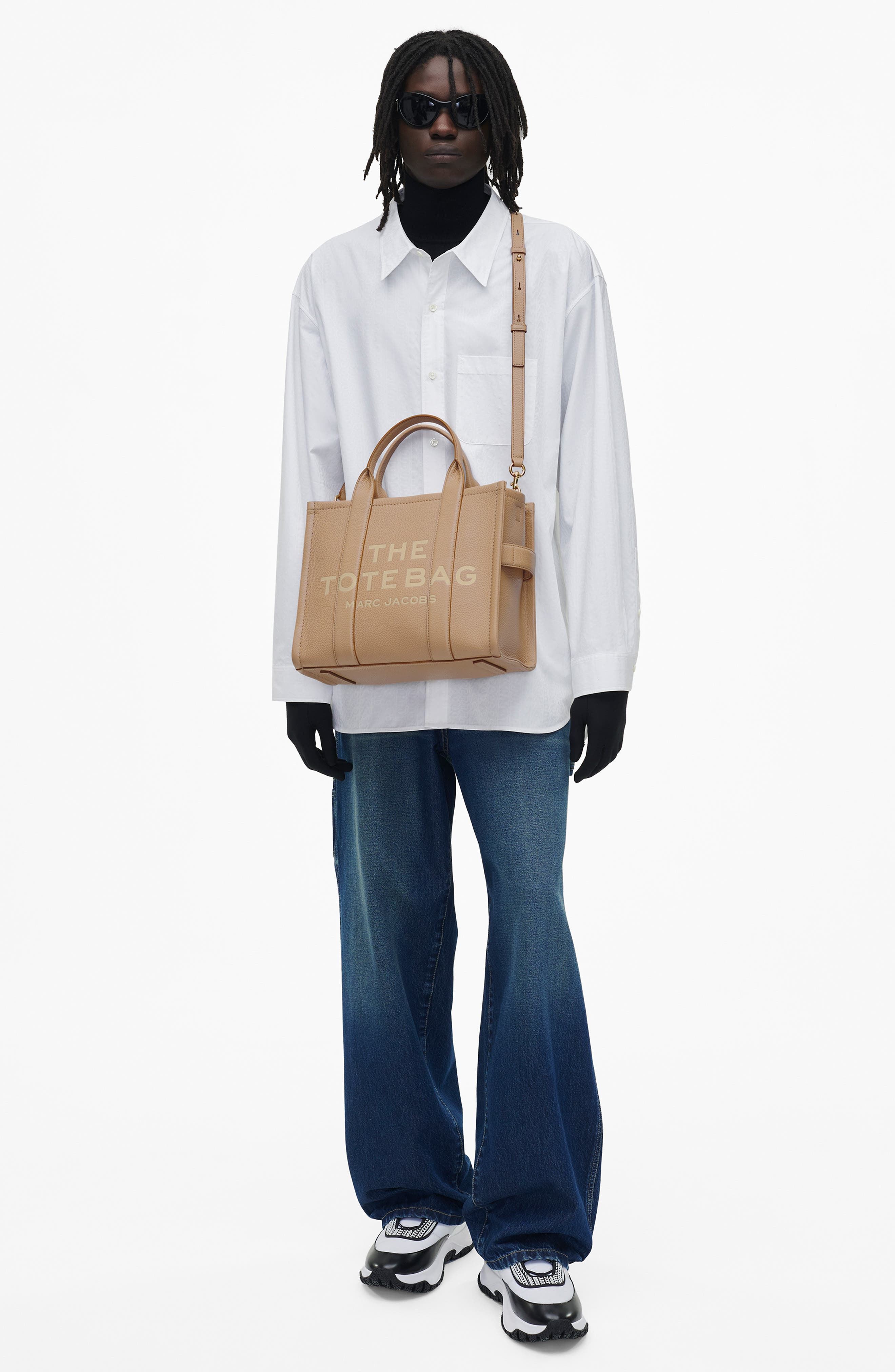 Marc Jacobs The Leather Medium Tote Bag in Camel at Nordstrom - 3