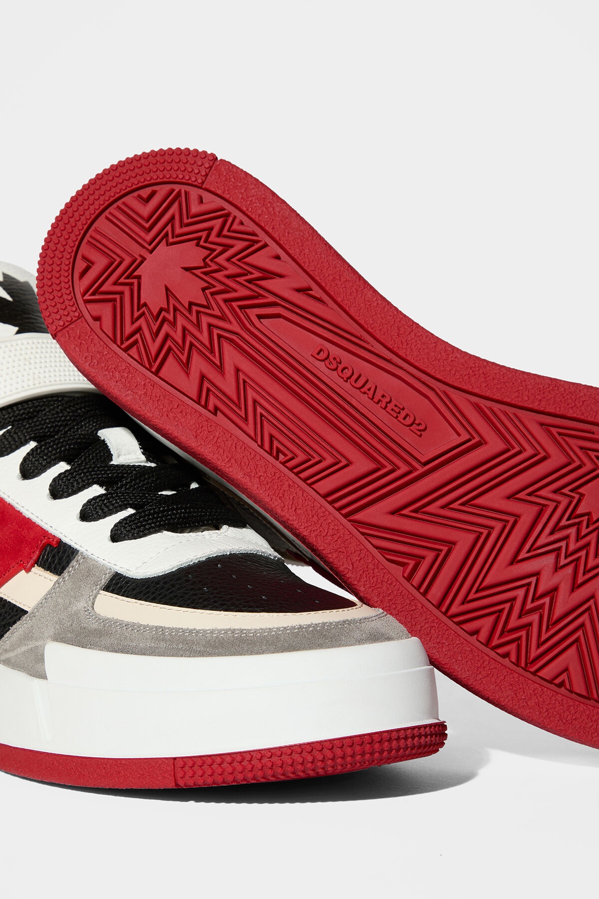 CANADIAN SNEAKERS - 5