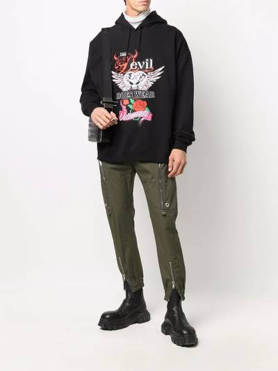VETEMENTS graphic-patch hoodie outlook