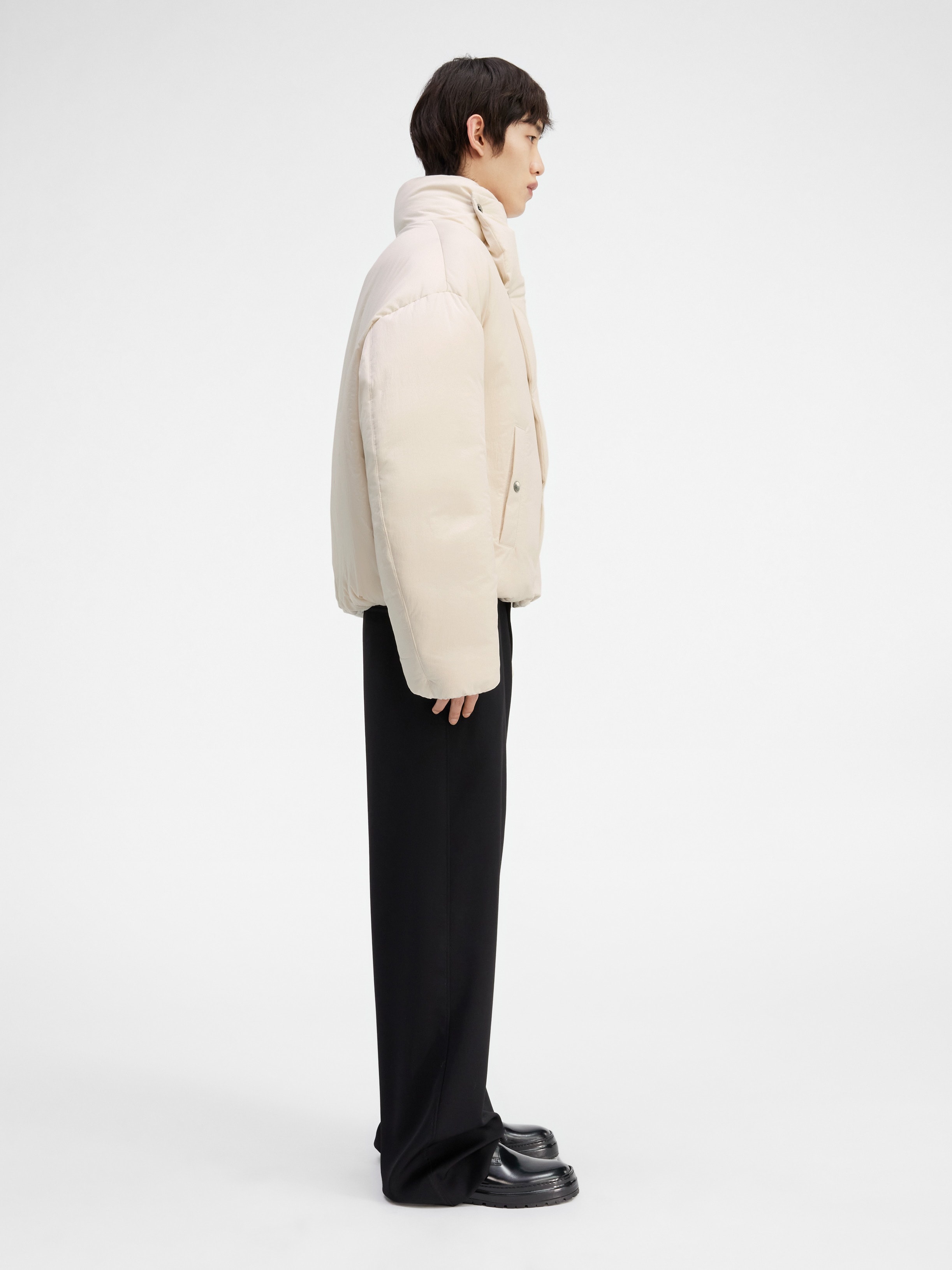 【JACQUEMUS】LA DOUDOUNE COCON size44 Off-White Le Chouchou 'La Doudoune Cocon' Puffer Jacket by