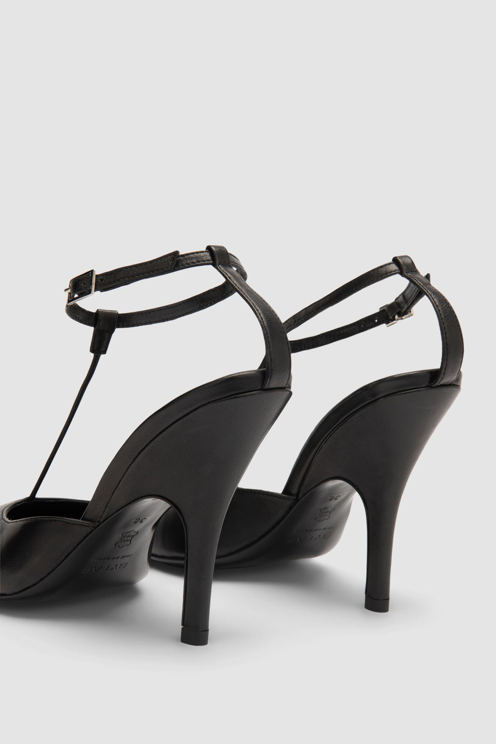 Tara Black Lamb Nappa Leather Pump - 5