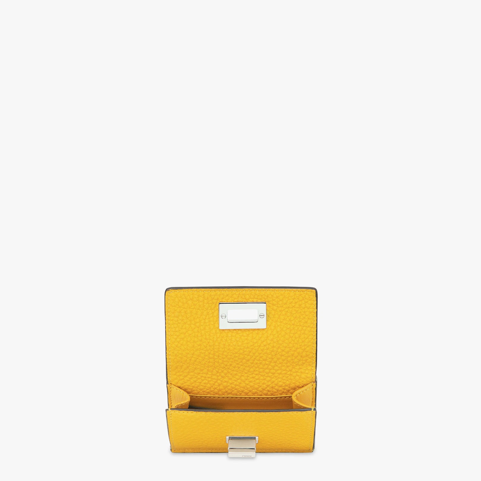 Compact, tri-fold Peekaboo Selleria wallet with large internal banknote compartment and three concea - 3