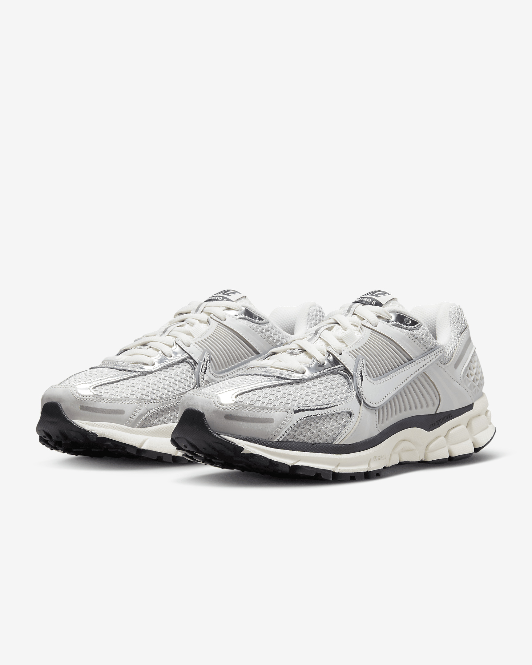 Nike Zoom Vomero 5 Women's Shoes - 6