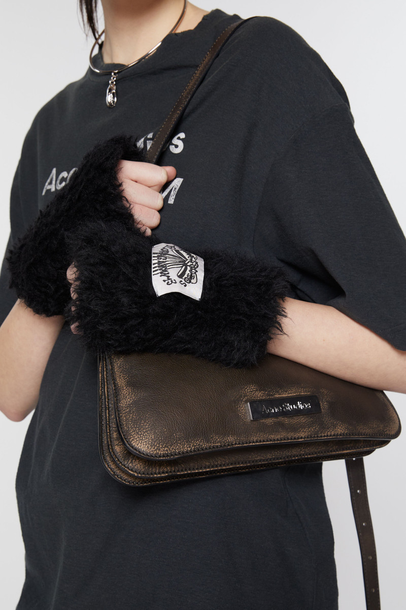 Acne Studios Fluffy mittens - Black outlook
