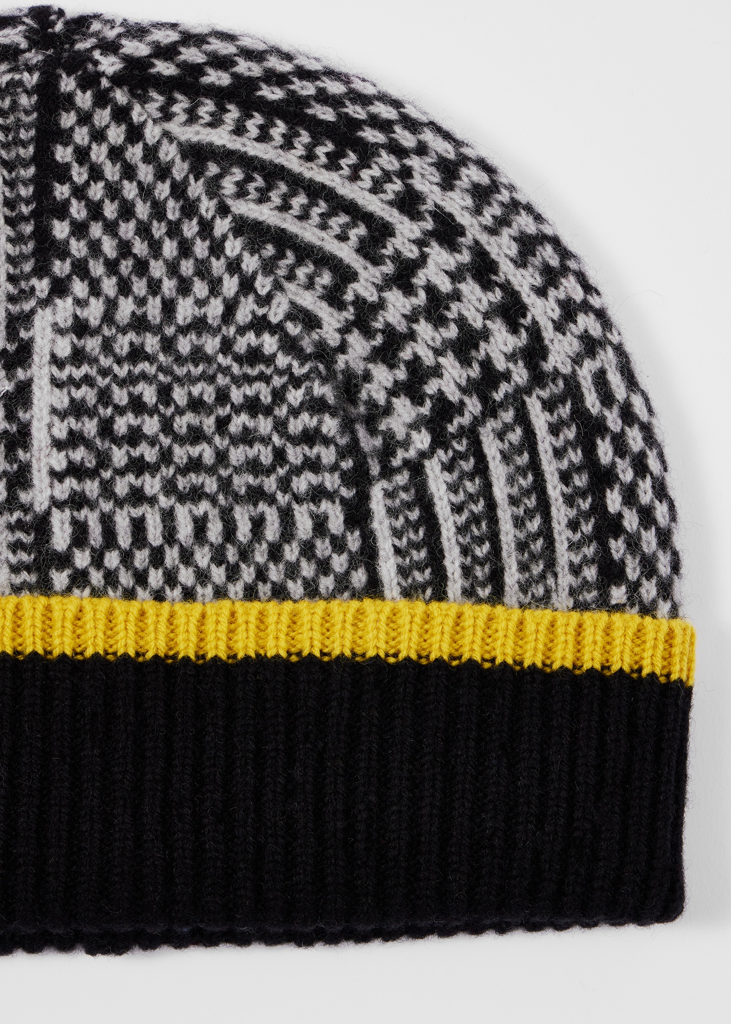 Women's Monochrome Check Beanie Hat - 2