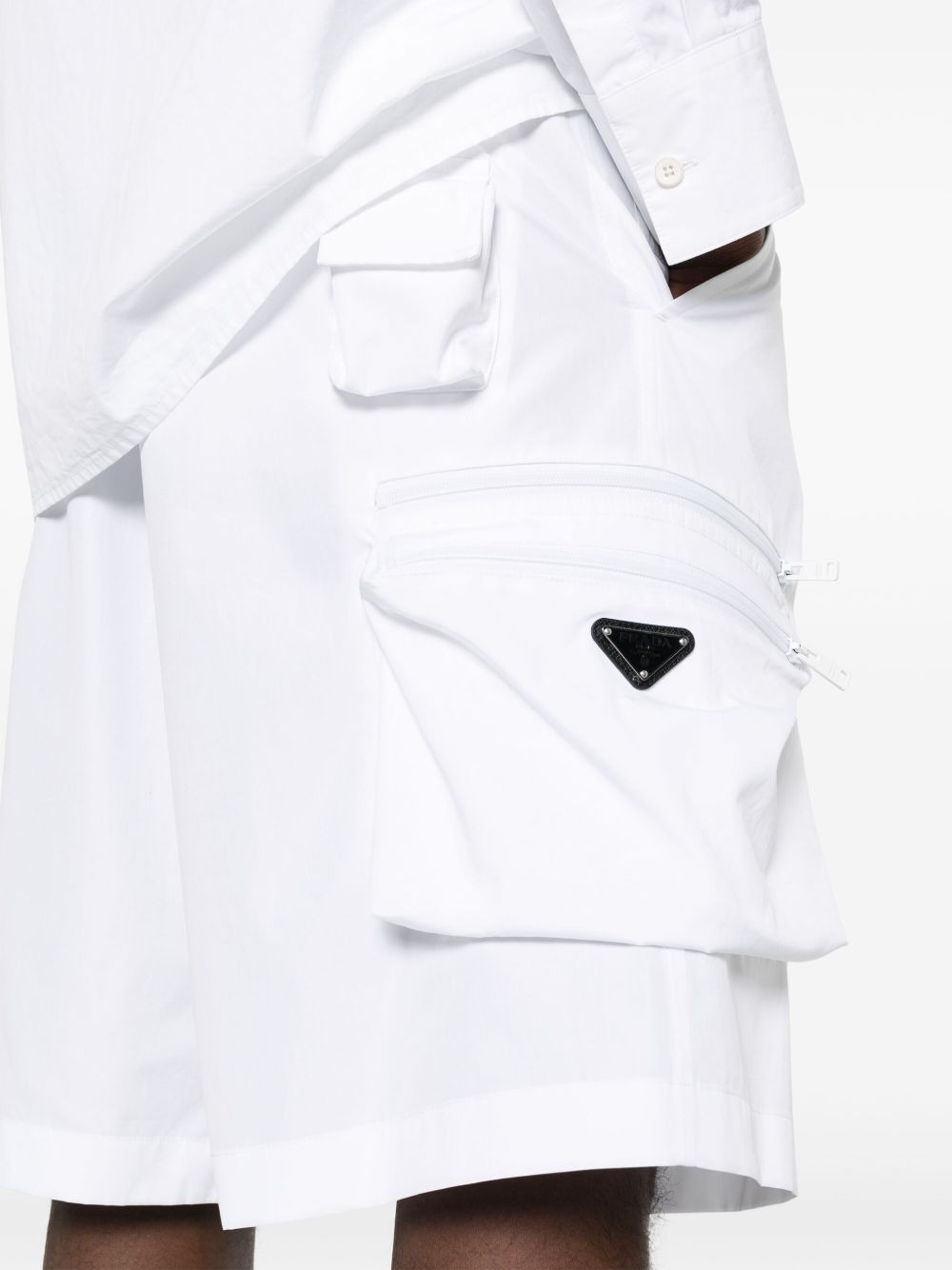 enamel triangle-logo cargo shorts - 5