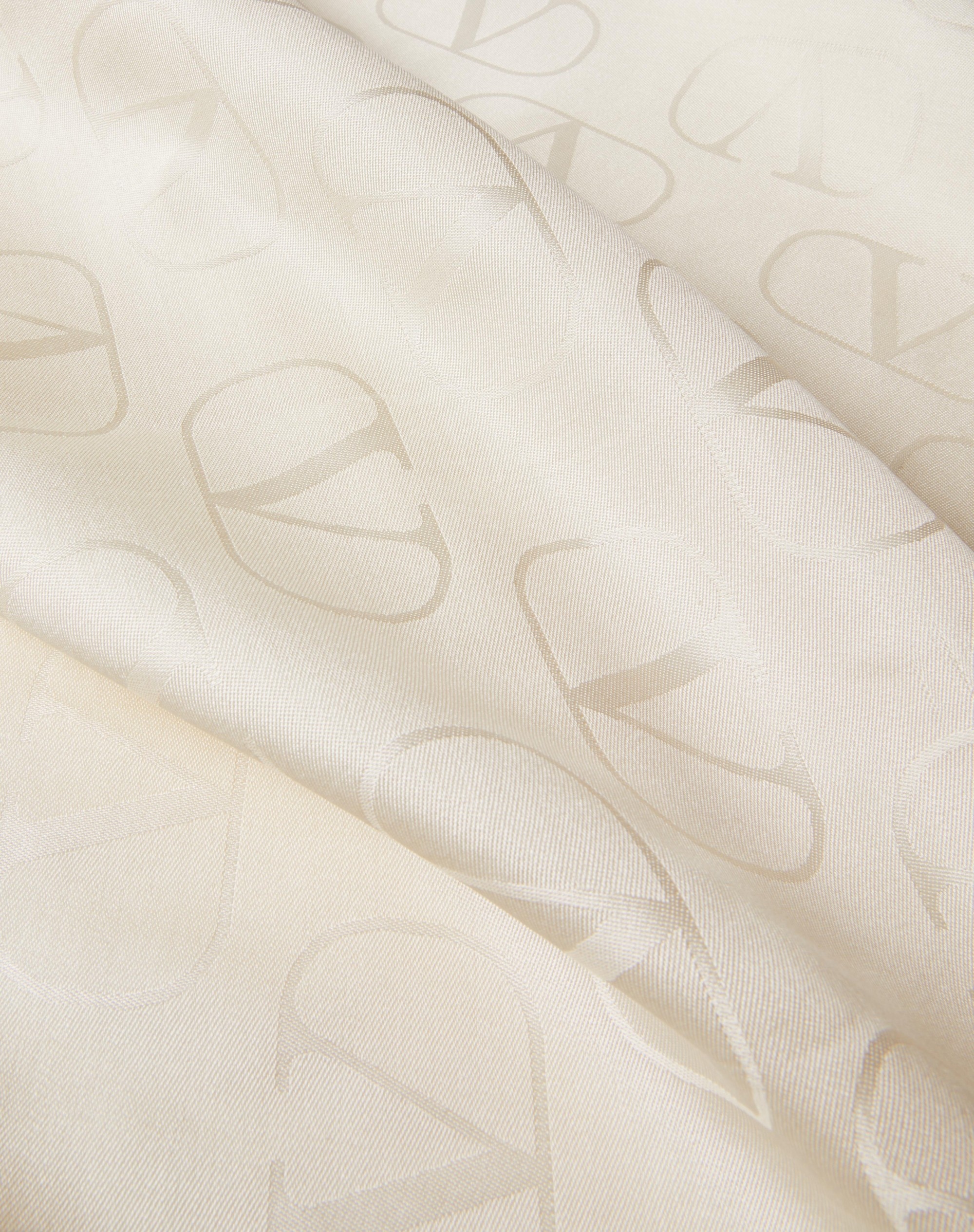 VLOGO SIGNATURE JACQUARD SHAWL IN SILK 140X140 CM - 3