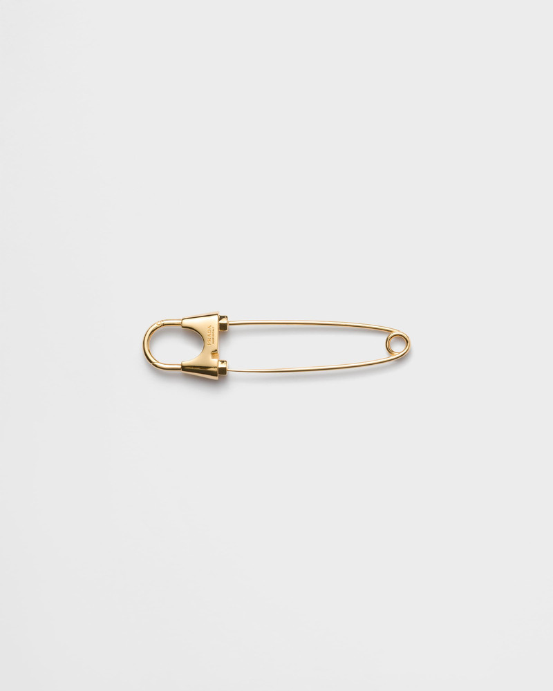 Metal brooch 1