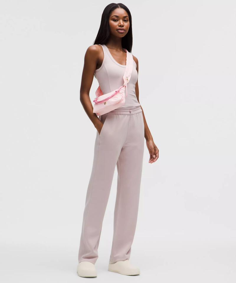 lululemon Ruched Shoulder Bag Mini 1.5L outlook