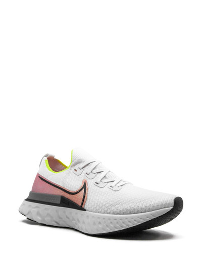 Nike React Infinity Run sneakers outlook