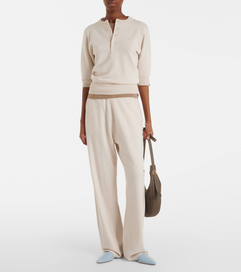 extreme cashmere N°479 Runaway wide-leg pants outlook