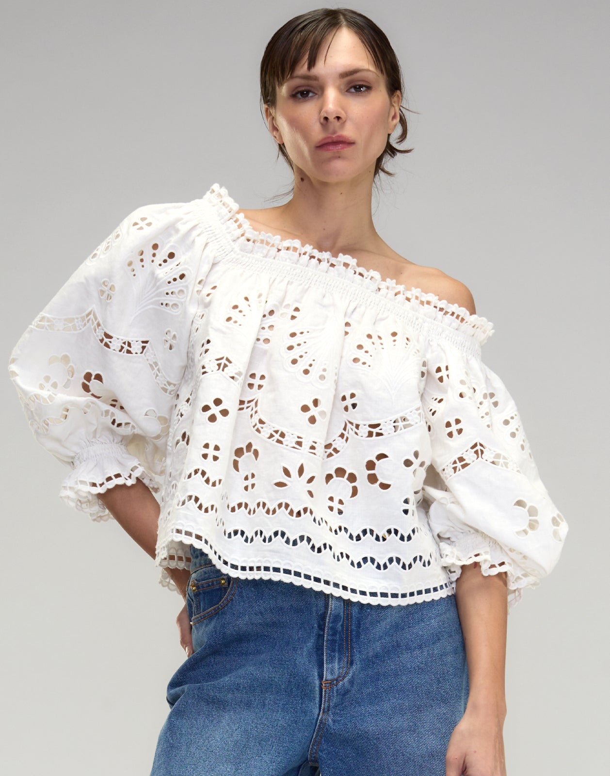 Eva Embroidered Linen Blouse - 2