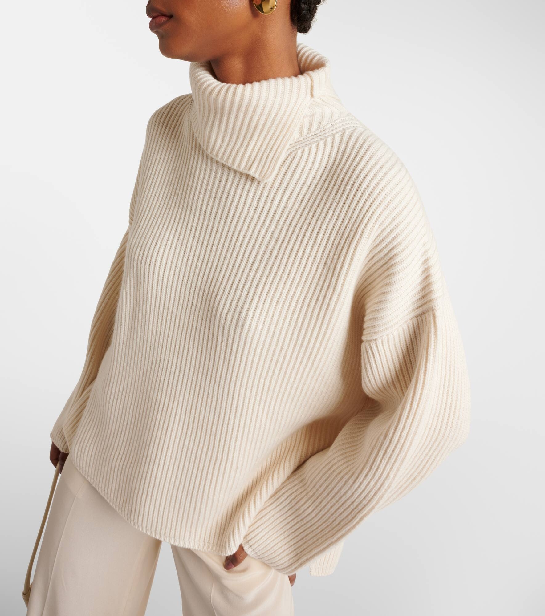 Wool, cashmere and silk turtleneck sweater - 4