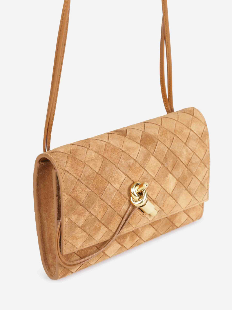 Bottega Veneta ANDIAMO POUCH BAG outlook