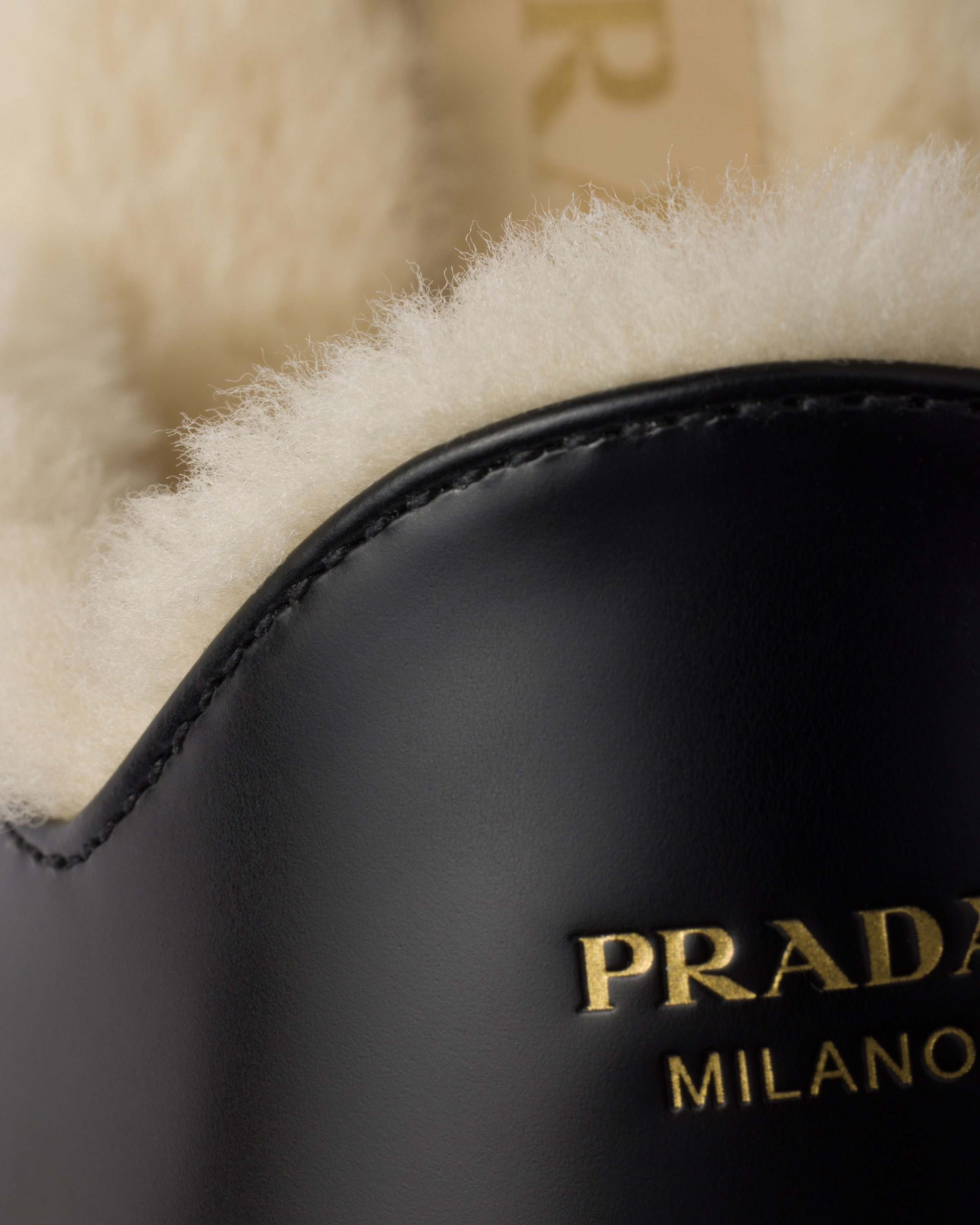 Brushed leather and shearling mules - 5