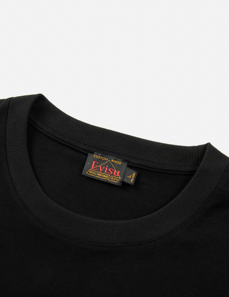 MULTI-PRINT AND MULTI-POCKET REGULAR FIT T-SHIRT 9