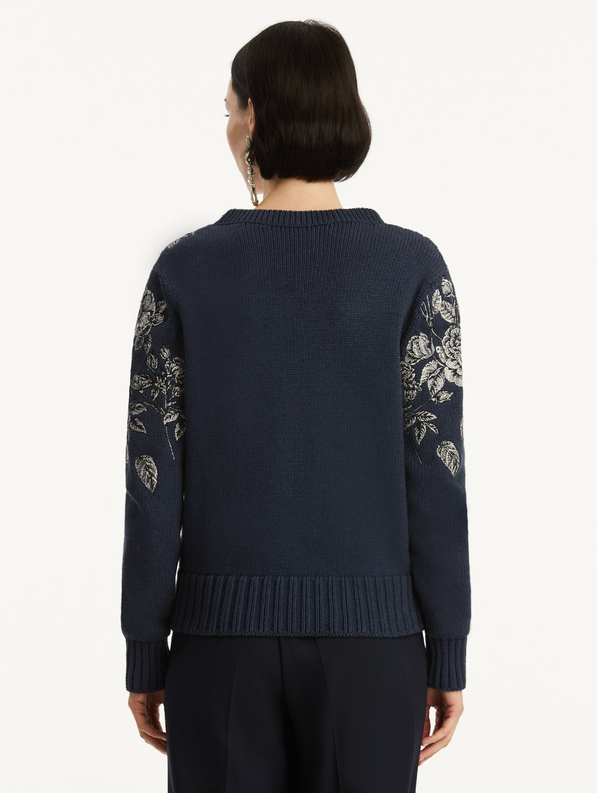 ROSE EMBROIDERED PULLOVER - 4