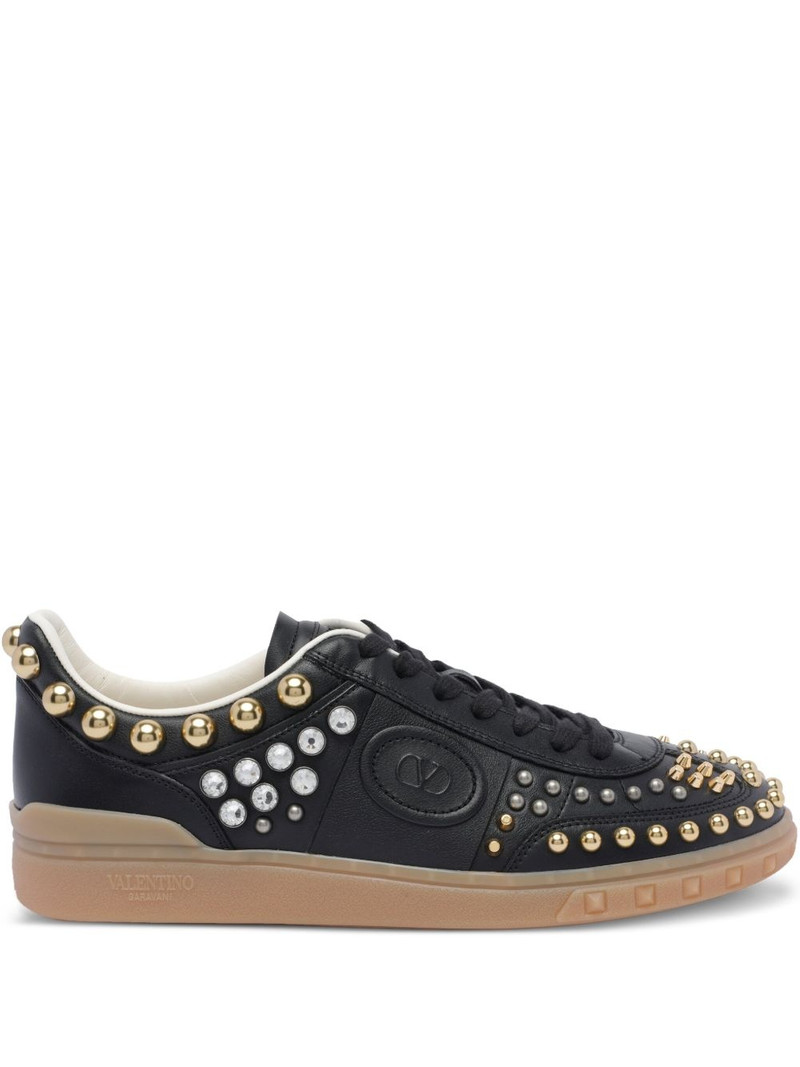 Upvillage sneakers 1