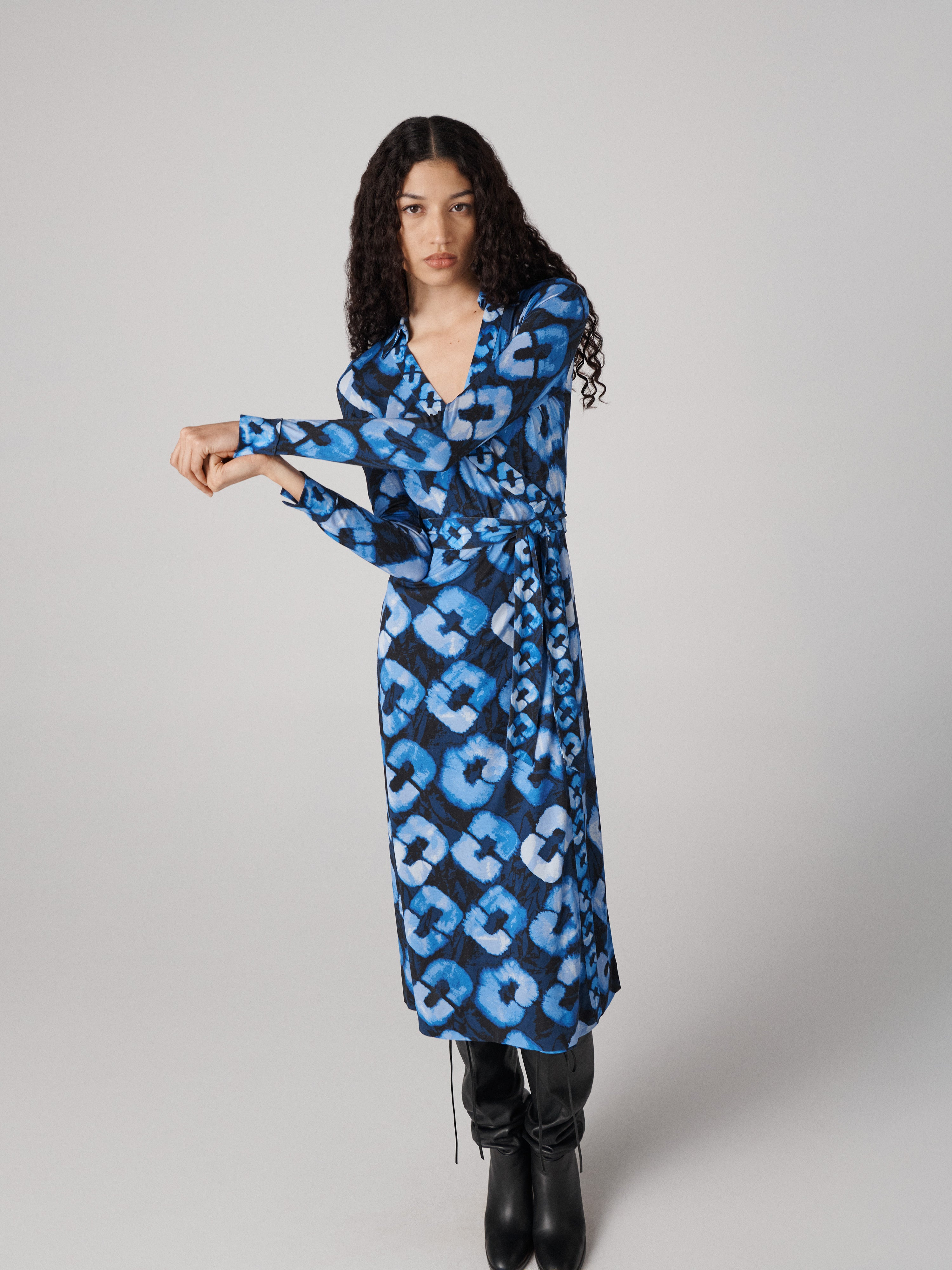 Abigail Silk Jersey Midi Wrap Dress - 4
