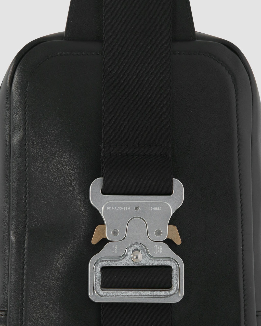 LARGE LEATHER CROSSBODY BAG - 3
