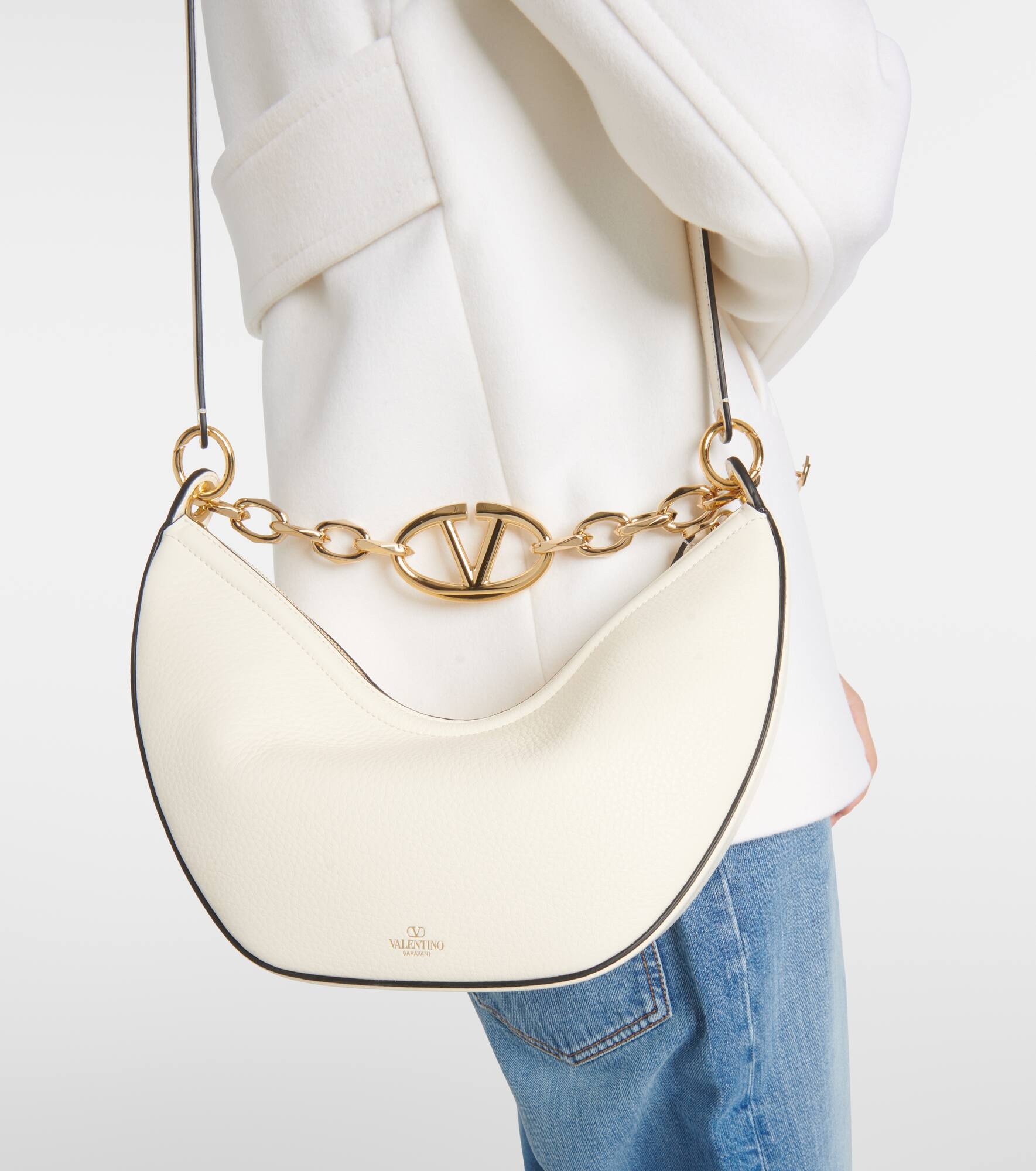 VLogo Moon Small leather shoulder bag - 7