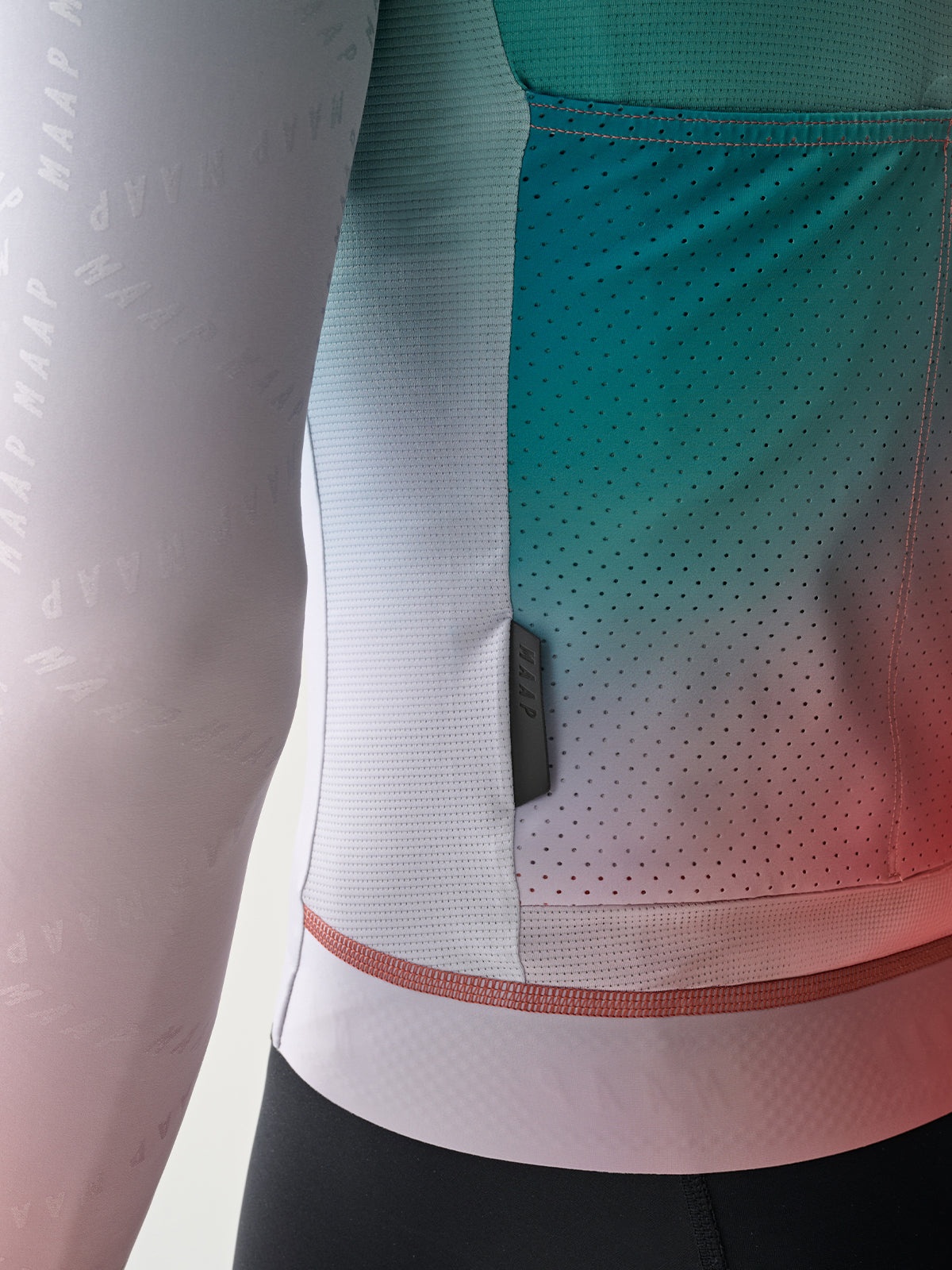Blurred Out Pro Hex LS Jersey - 6