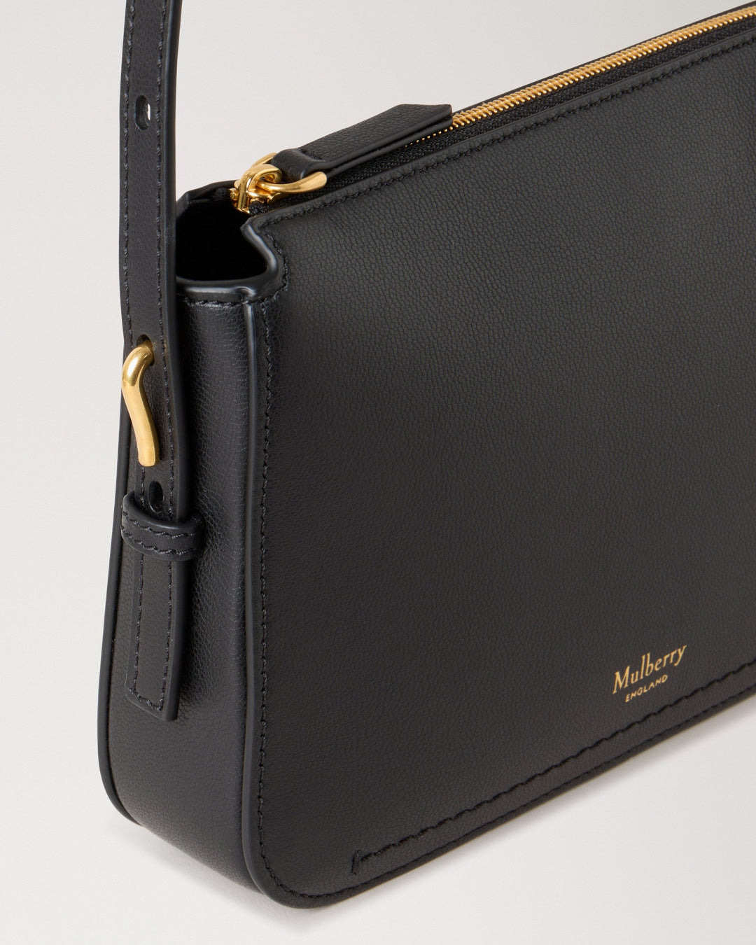 Clovelly Pouch Black Micro Classic Grain - 6