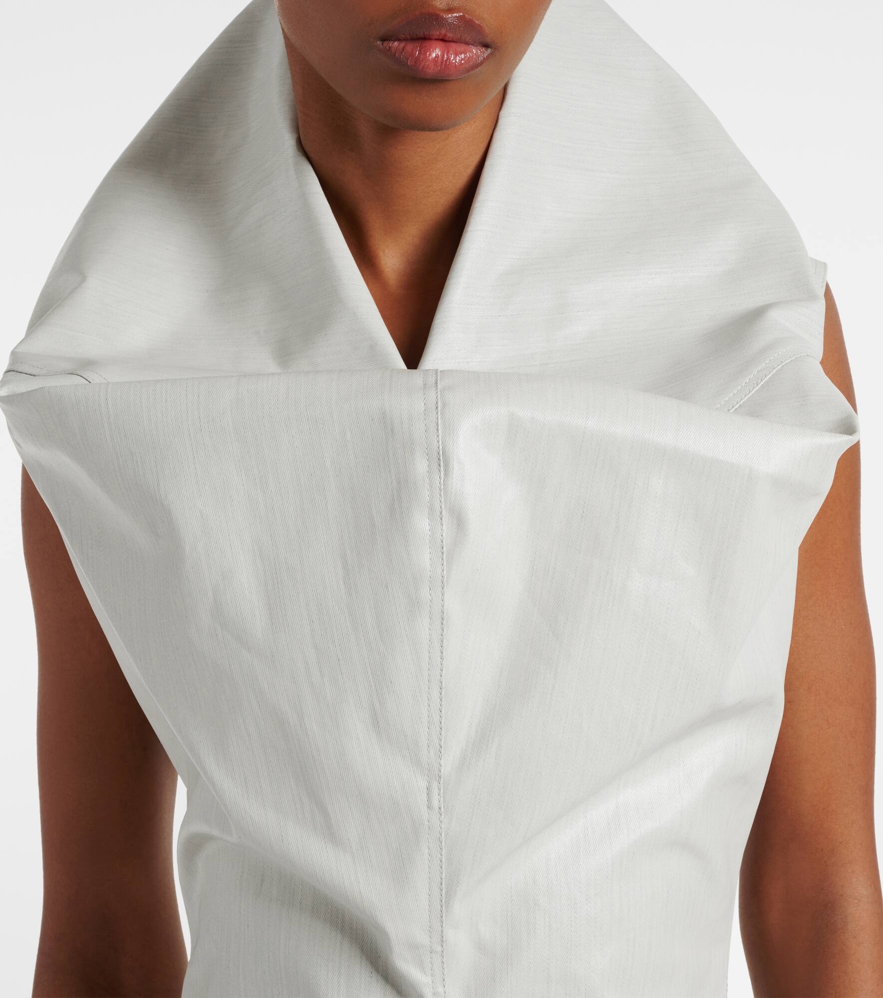 Coated canvas gown - 5